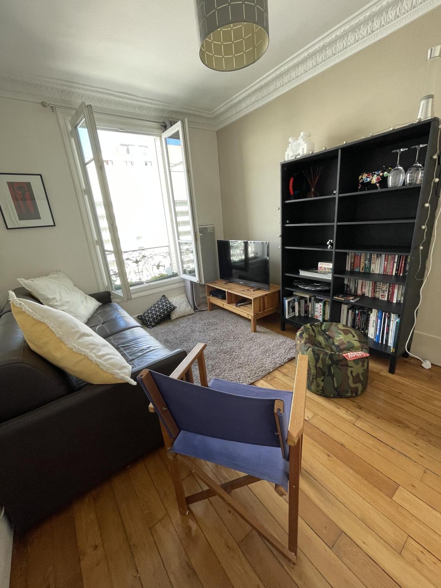 Sunny, Quiet 2-room Apartment, 15th - Montparnasse Appartement Parijs